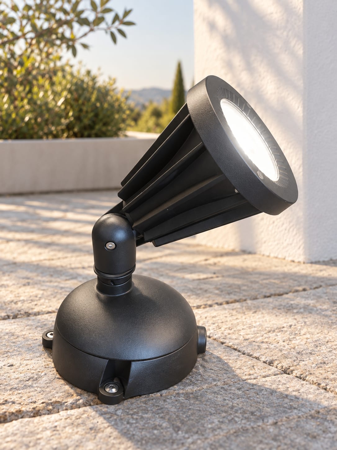 Spot orientable noir sur socle - vue 4