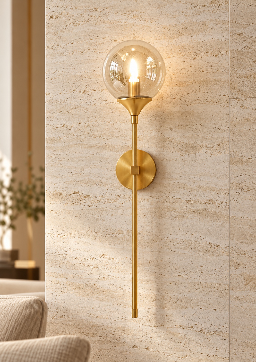 Applique murale dorée à globe transparent et tige élancée - vue 3