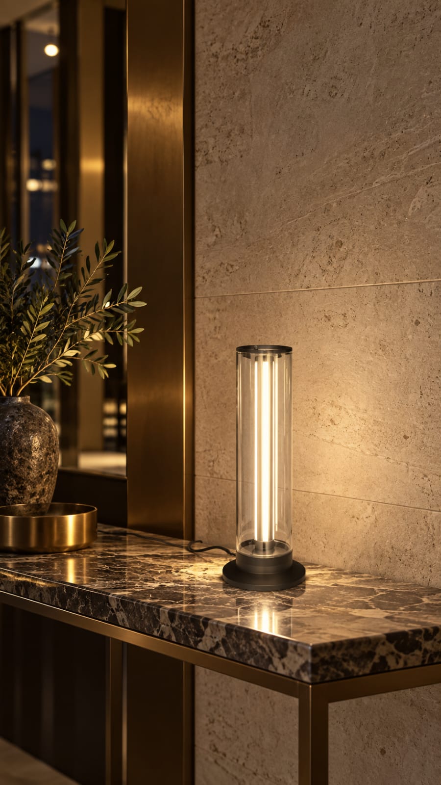 Lampe à poser tubulaire transparente - vue 4