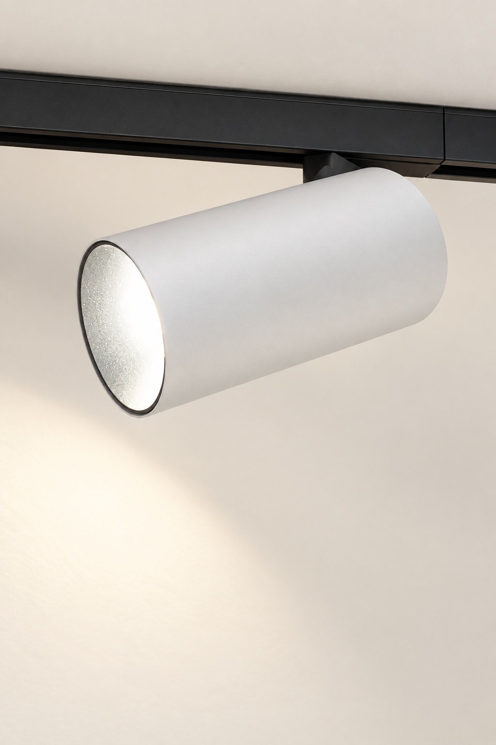 Spot cylindrique blanc sur rail - vue 3