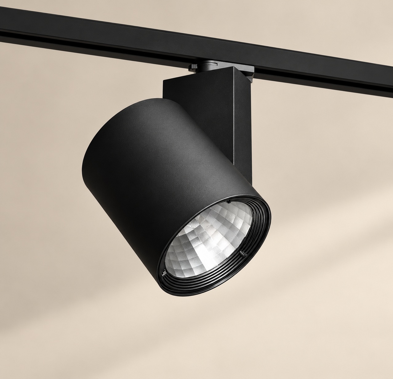 Spot cylindrique noir orientable sur rail - vue 3