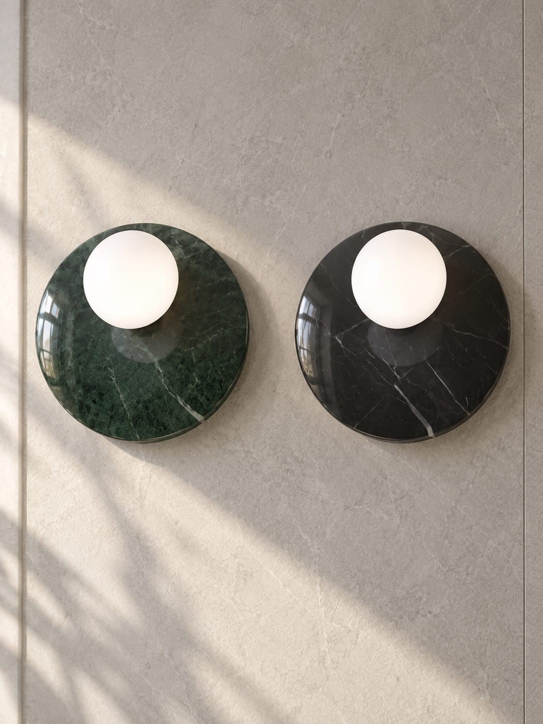 Applique à globe blanc et disque effet marbré - vue 4
