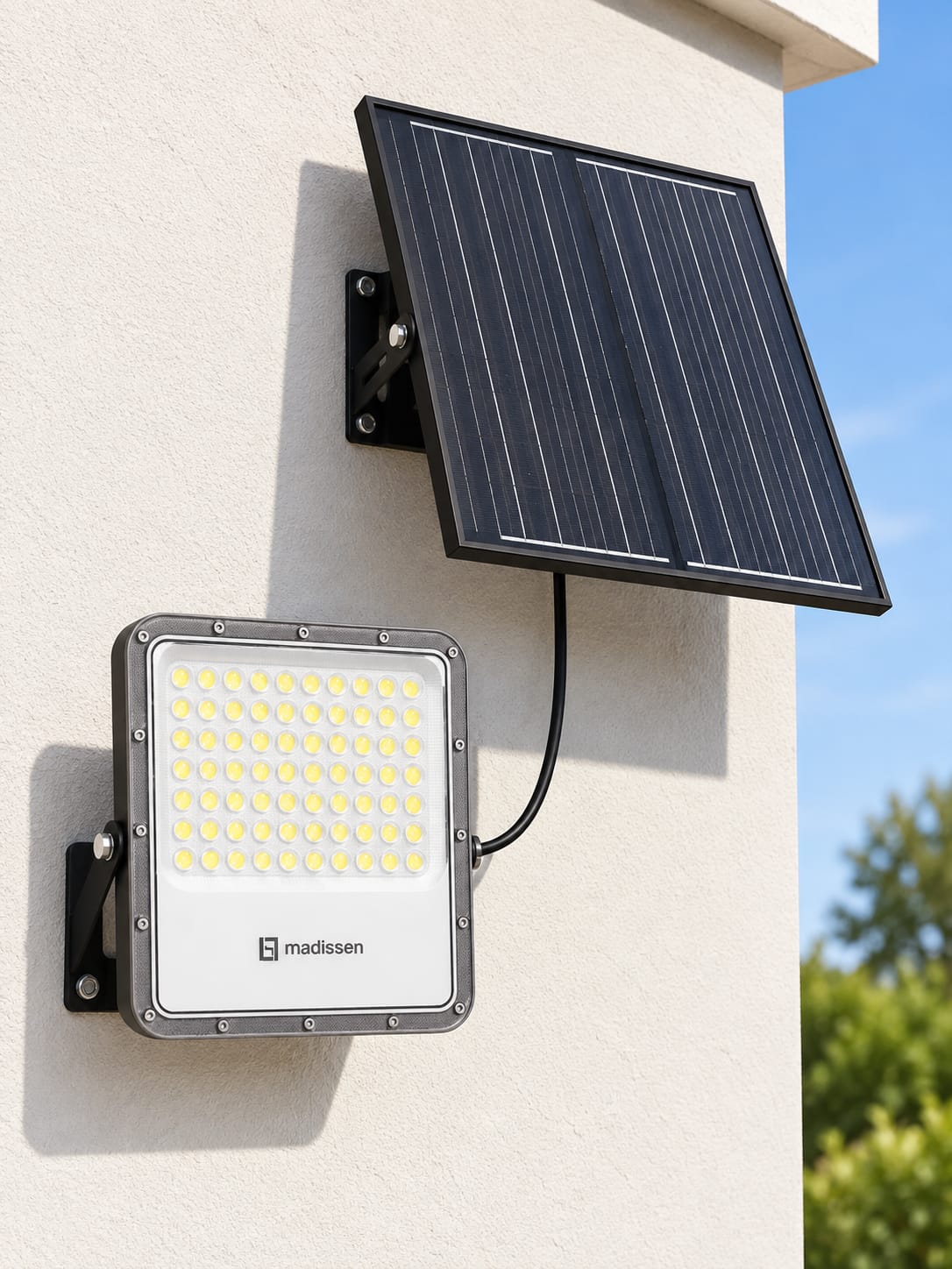 Projecteur LED solaire avec panneau déporté - vue 3