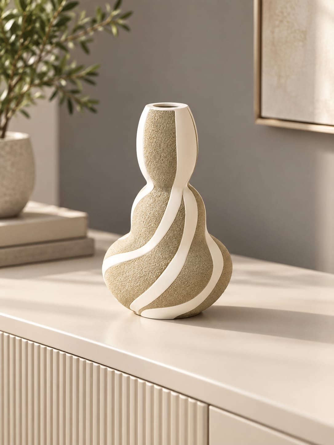 Vase sculptural ivoire - vue 4