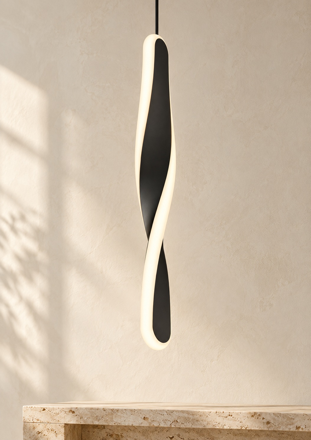 Suspension noire torsadée à contour lumineux - vue 4