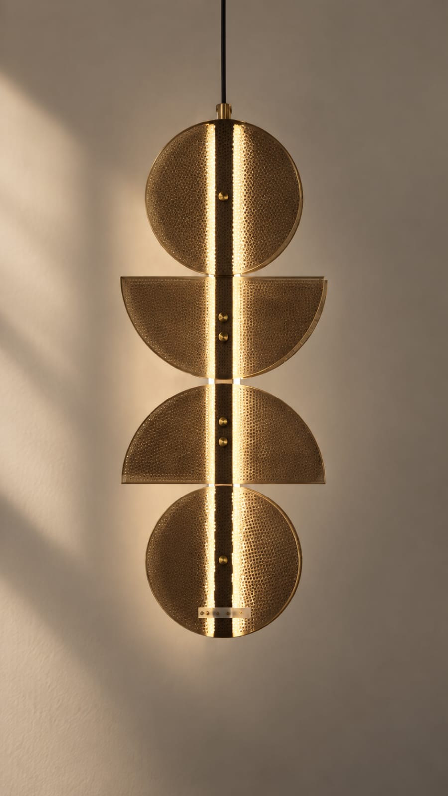 Suspension géométrique bronze à quatre formes