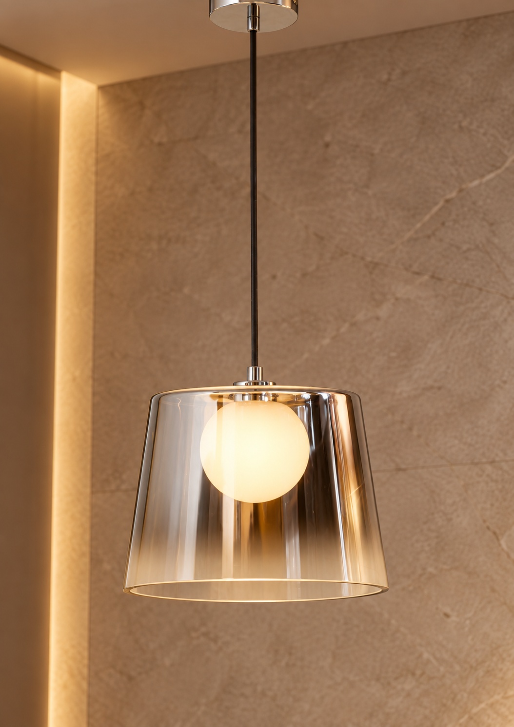 Suspension en verre effet miroir argenté
