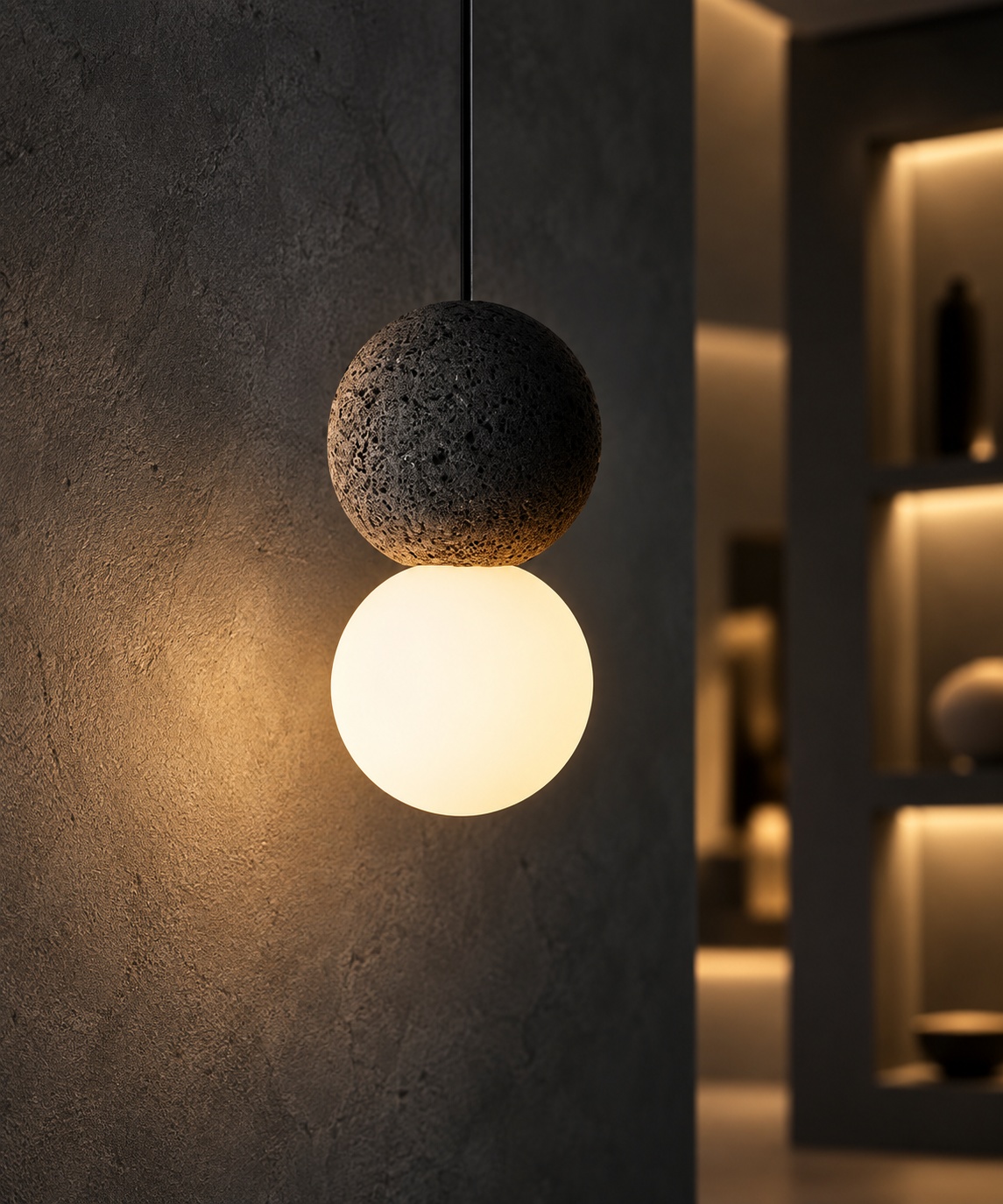 Suspension double sphère noire texturée et opaline
