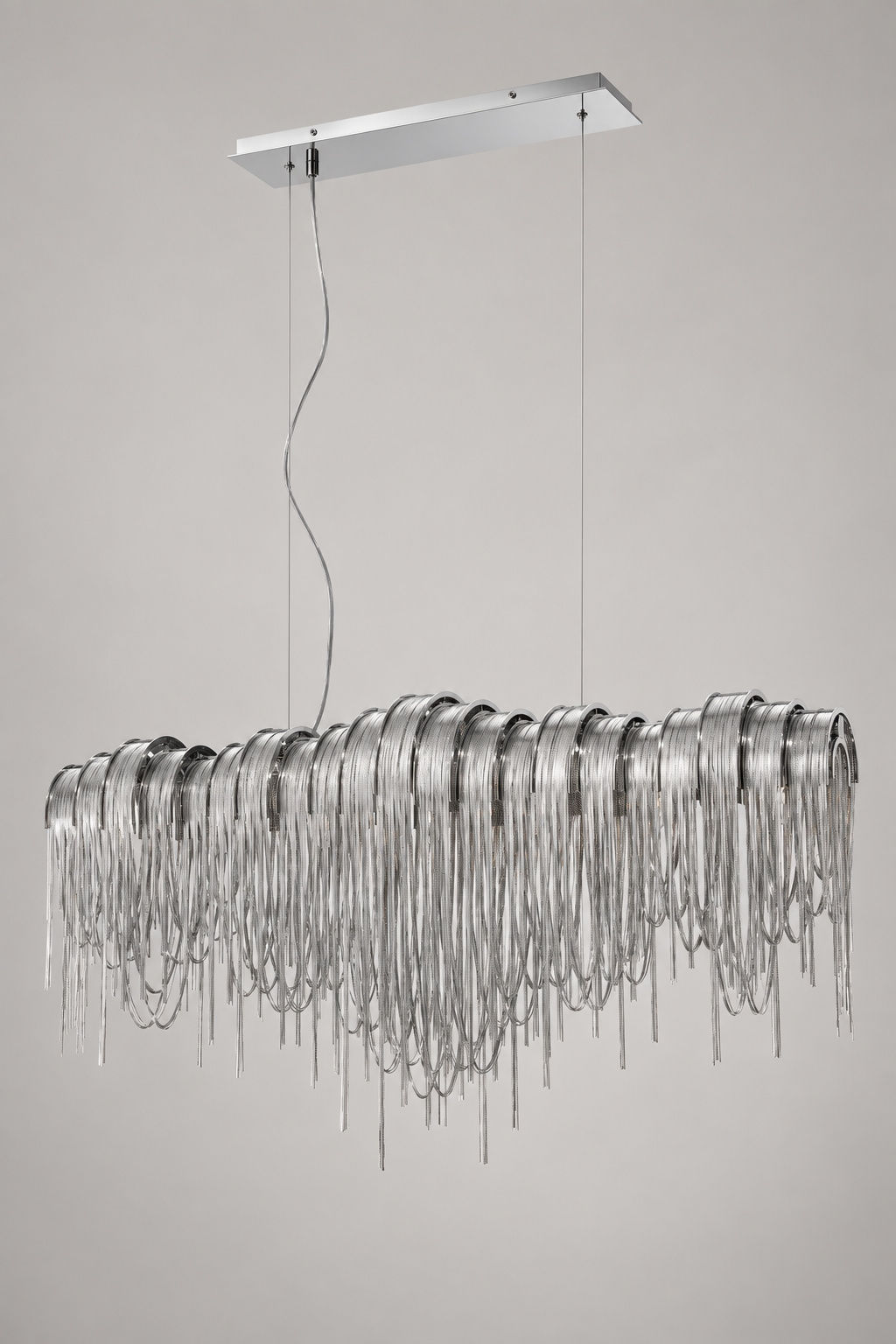 Suspension rectangulaire à franges argentées