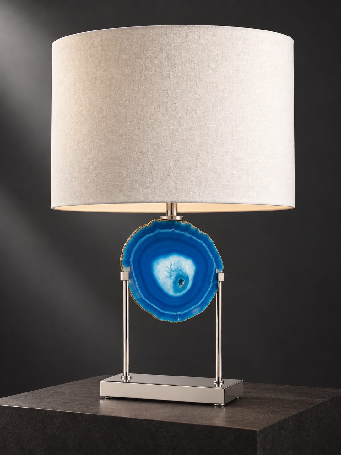 Lampe à poser à décor bleu façon agate