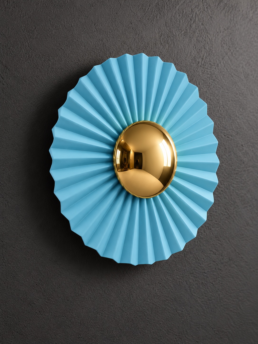 Applique décorative bleue plissée
