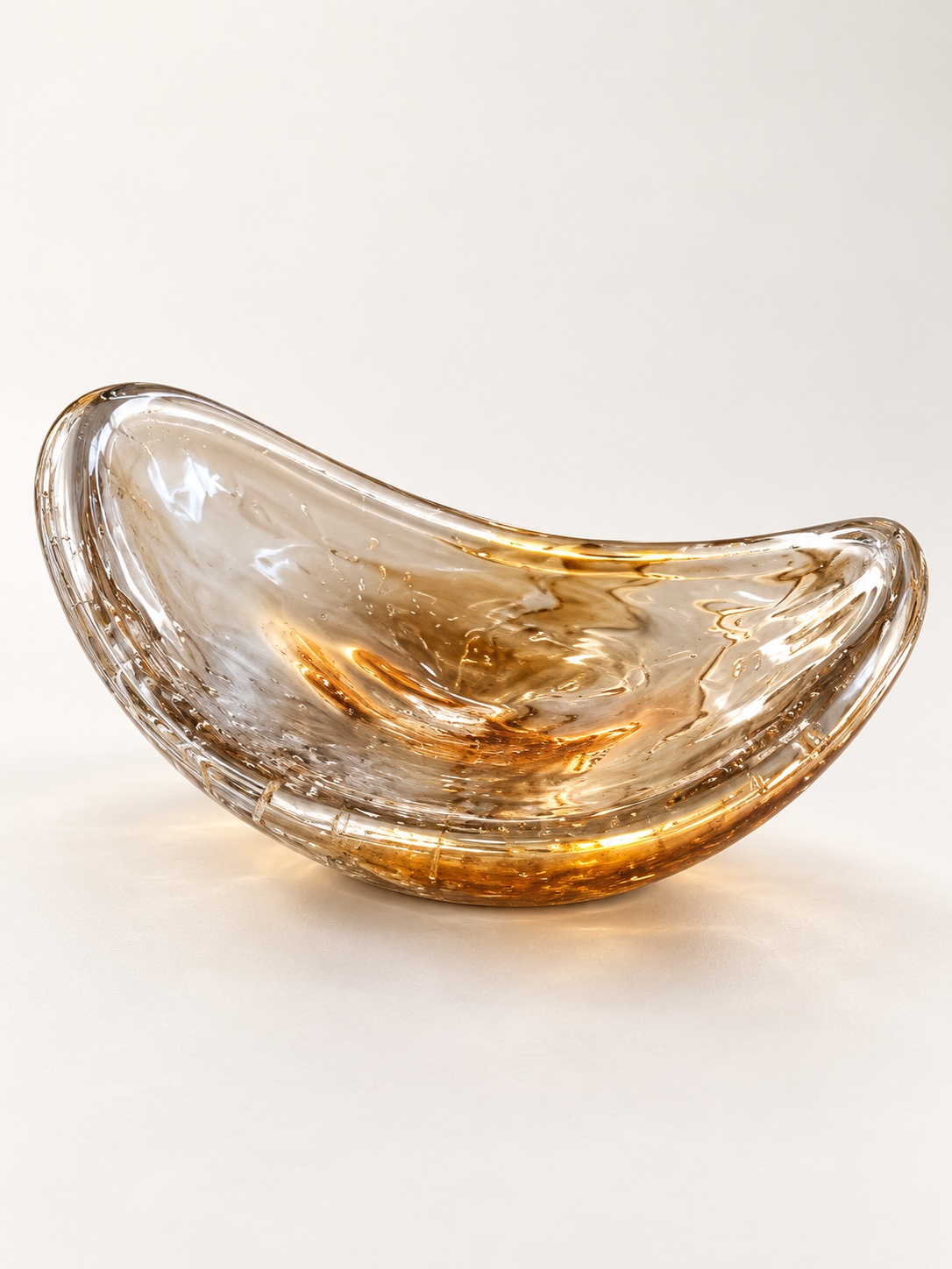 Coupelle décorative en verre ambré